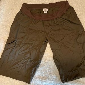 Maternity shorts